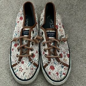 Sperry top sider women 6.5 no tie slip on beige floral print shoes